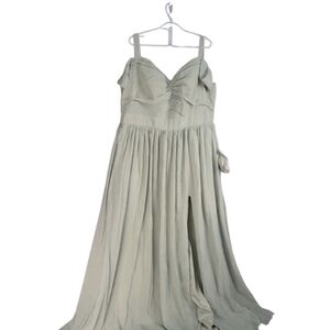 Elegant Green Maxi Dress